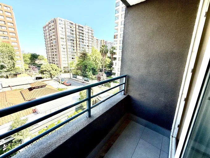 Arriendo de Departamento en San Miguel, Metro/ 2dorm/ Estacionamiento (129025)