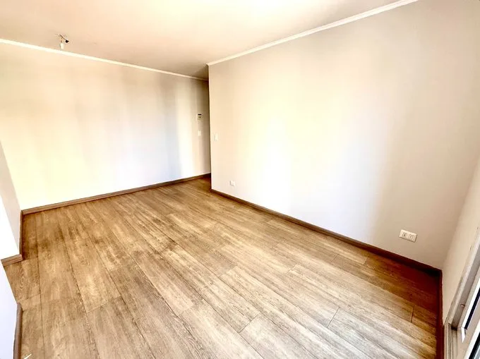 Arriendo de Departamento en San Miguel, Metro/ 2dorm/ Estacionamiento (129025)