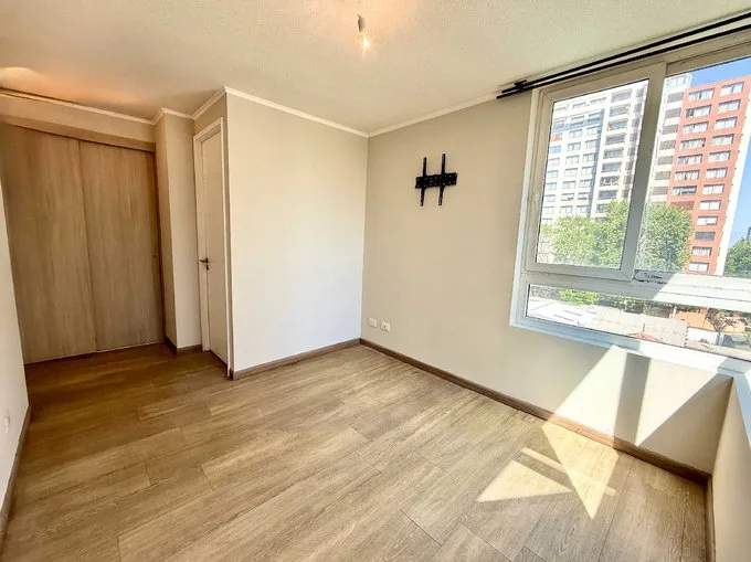 Arriendo de Departamento en San Miguel, Metro/ 2dorm/ Estacionamiento (129025)