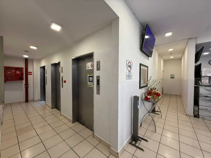 Arriendo de Departamento en Santiago, 3 dormitorios con estacionamiento y bodega (128128) - 1