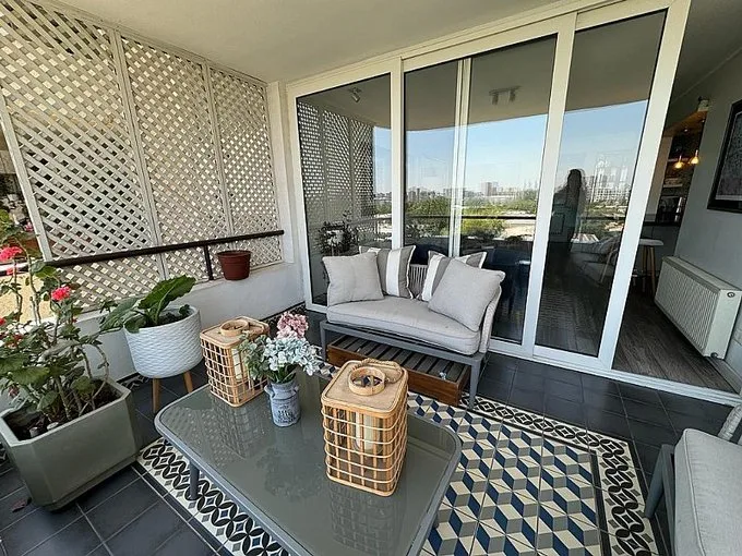 Arriendo de Departamento en Vitacura, Depto. Remodelado con vista despejada