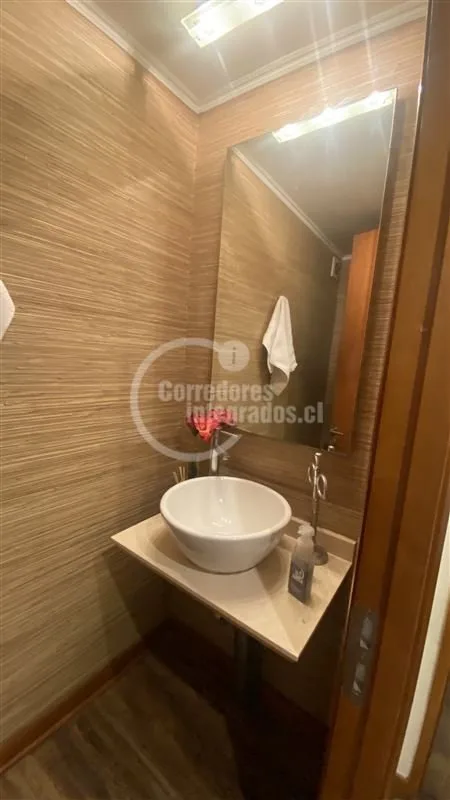 Arriendo de Departamento en Vitacura, La llaveria, Colegio Sagrados Corazones de Manquehue, Padre Hurtado.