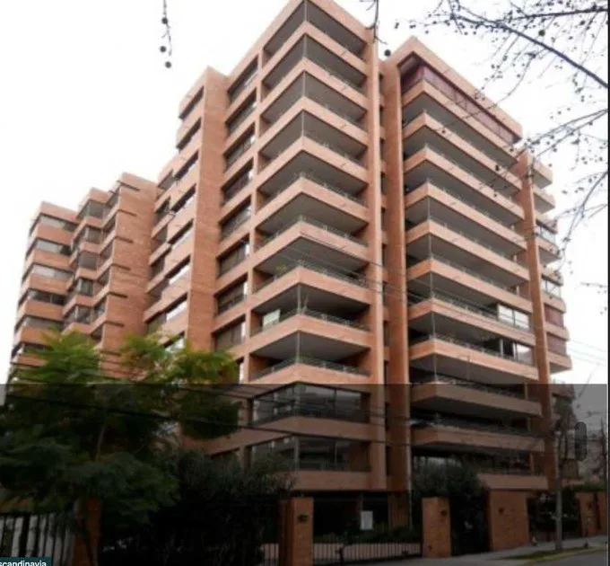 Arriendo de Estacionamiento en Las Condes, Estacionamiento Metro Manquehue (41074)