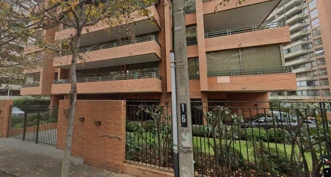 Arriendo de Estacionamiento en Las Condes, Estacionamiento Metro Manquehue (41074)