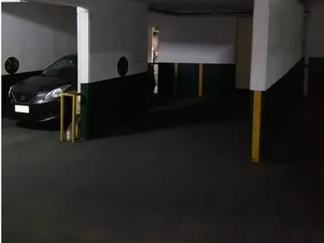Arriendo de Estacionamiento en Providencia, Los leones