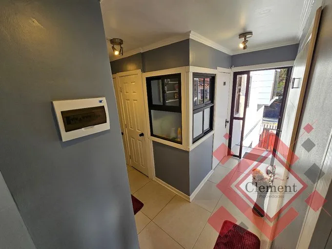 Arriendo de Hotel en Villa Alemana, Residencial Femenina Almte. Latorre 458