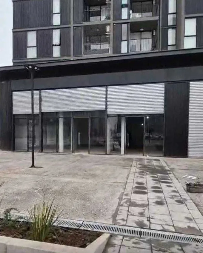 Arriendo de Local Comercial en Cerrillos, Espacio comercial en el Paseo Panamericano (103411)