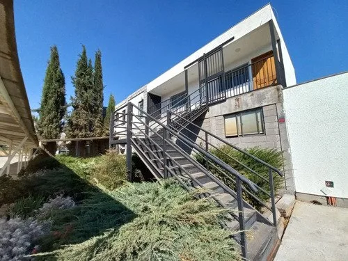 Arriendo de Local Comercial en Colina, Se arrienda local comercial excelente ubicación, chicureo