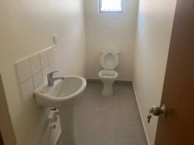 Arriendo de Local Comercial en Coquimbo, Arriendo Amplio Local en Peñuelas Reg. Arica (126203)