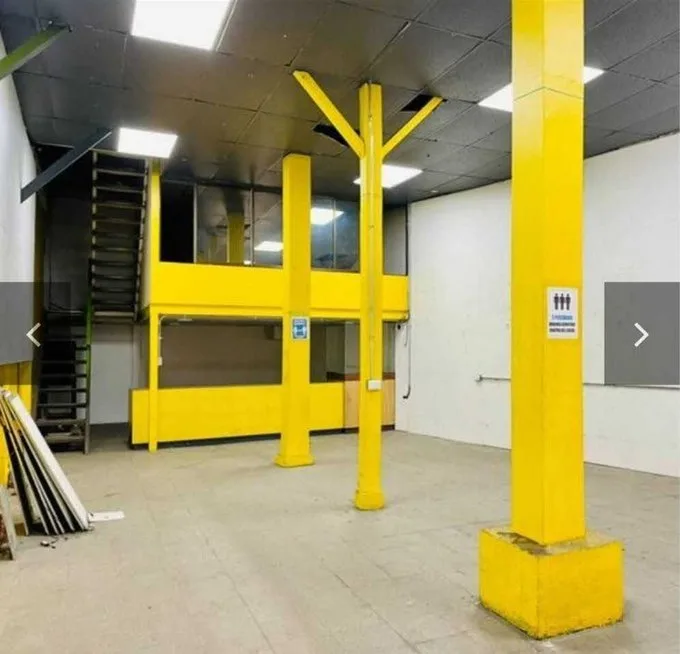 Arriendo de Local Comercial en Estación Central, A pasos de Avenida Alameda