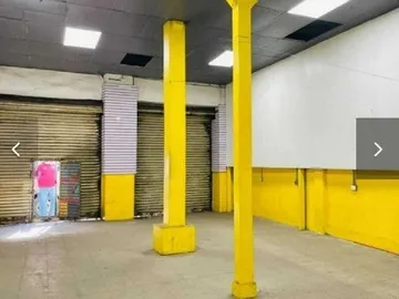 Arriendo de Local Comercial en Estación Central, A pasos de Avenida Alameda