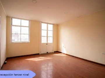 Arriendo de Local Comercial en Iquique, Ex notaria frente a Plaza Prat Arriendo (70590)