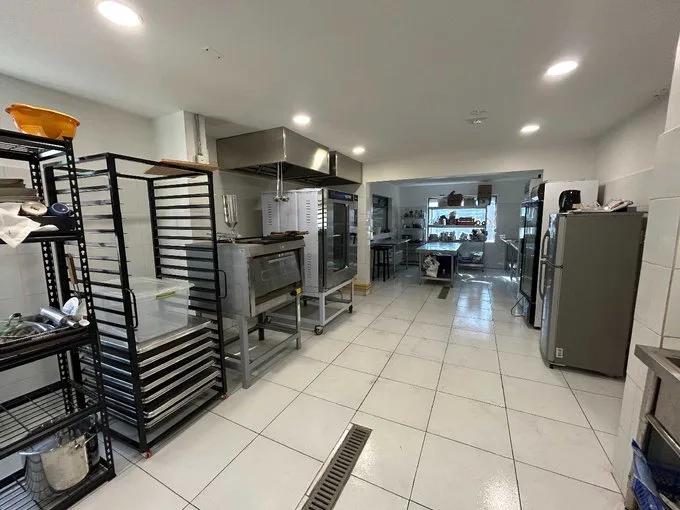 Arriendo de Local Comercial en La Florida, Nuevo Local Comercial + Casa 2 piso laflorida (118541)