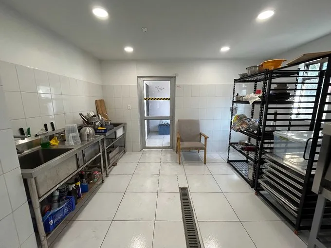 Arriendo de Local Comercial en La Florida, Nuevo Local Comercial + Casa 2 piso laflorida (118541)