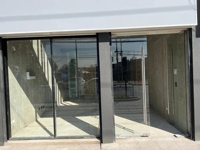 Arriendo de Local Comercial en La Florida, Vicuña Mackenna poniente, Metro Bellavista de la Florida