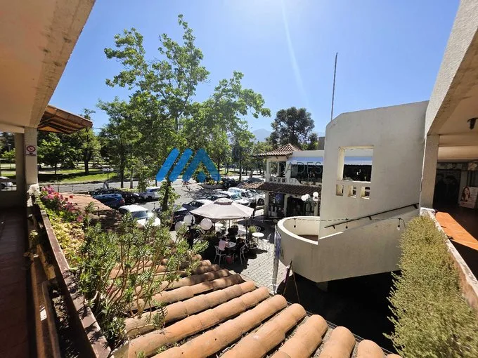 Arriendo de Local Comercial en La Reina, En la mejor ubicación de La Reina