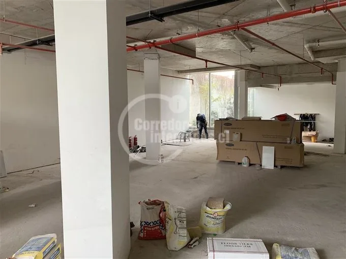 Arriendo de Local Comercial en Las Condes, Apoquindo-las condes