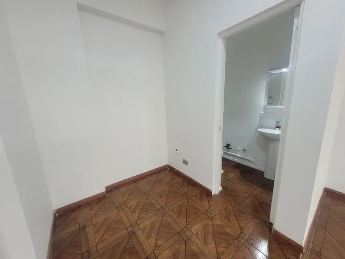 Arriendo de Local Comercial en Las Condes, Avenida Apoquindo 6415