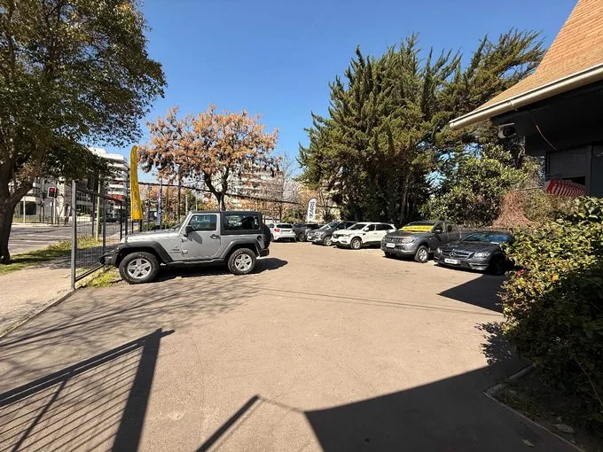 Arriendo de Local Comercial en Las Condes, Excelente ubicación Propiedad Comercial (118436)