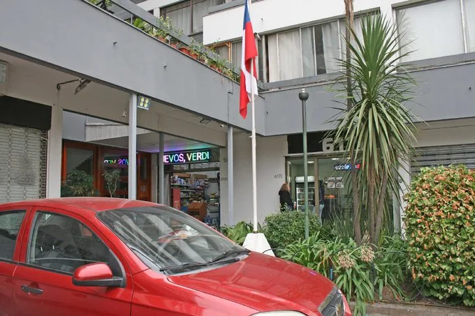Arriendo de Local Comercial en Las Condes, Metro manquehue – local u oficina (125329)