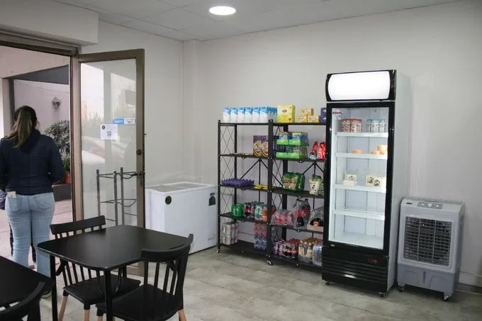 Arriendo de Local Comercial en Las Condes, Metro manquehue – local u oficina (125329)
