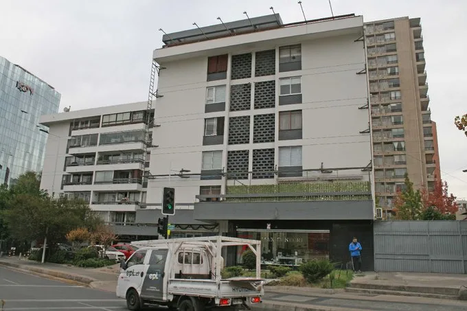 Arriendo de Local Comercial en Las Condes, Metro manquehue – local u oficina (125329)