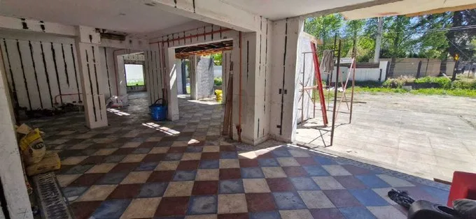 Arriendo de Local Comercial en Lo Barnechea, Clinica, minimarket, tienda, negocios (126641)