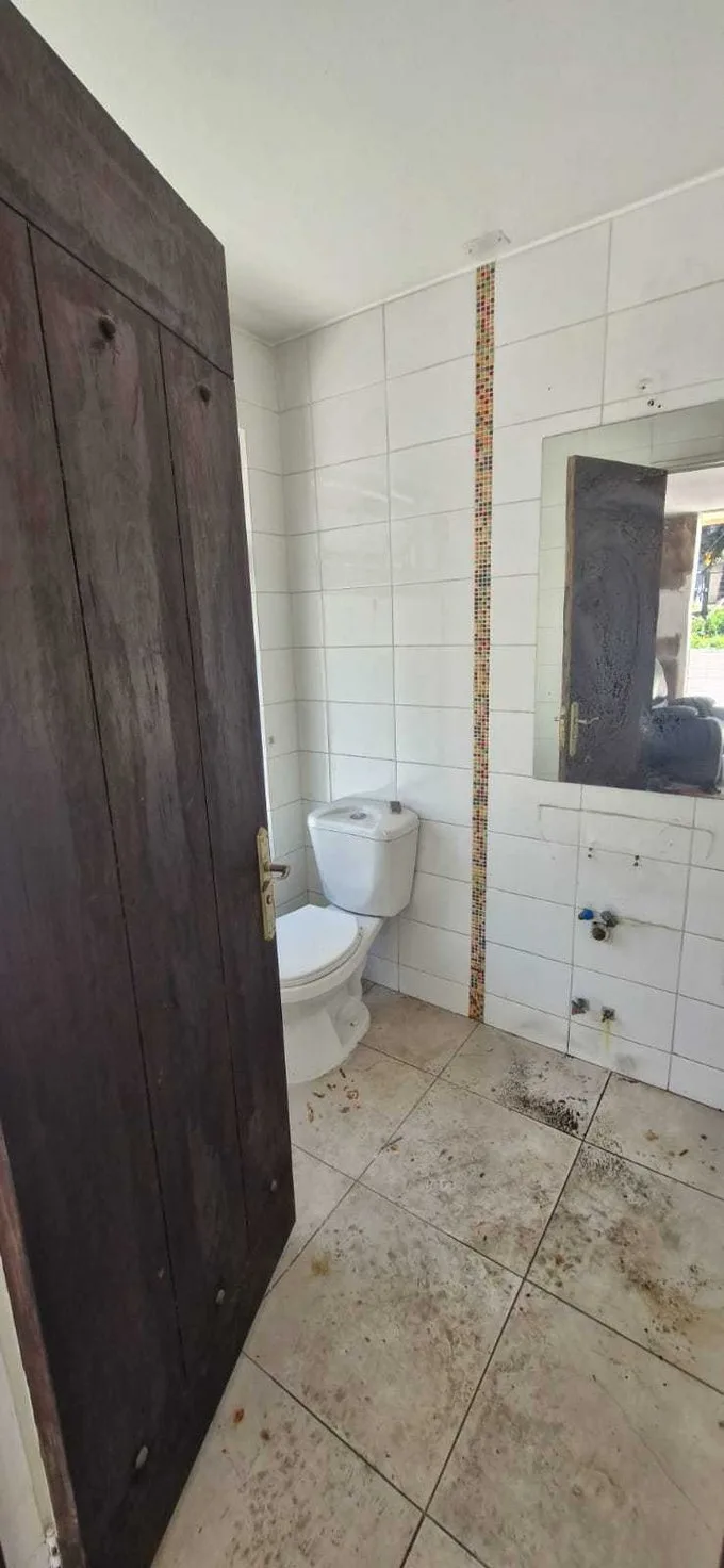 Arriendo de Local Comercial en Lo Barnechea, Clinica, minimarket, tienda, negocios (126641)