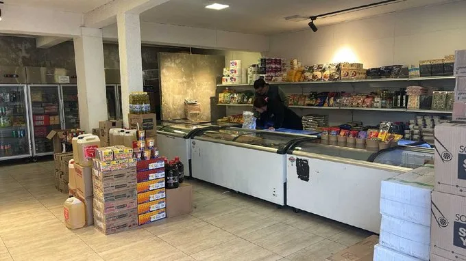 Arriendo de Local Comercial en Molina, Local comercial en el centro de molina  (119640)