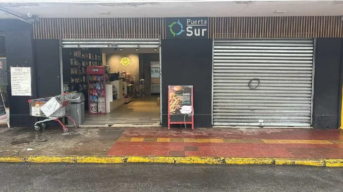 Arriendo de Local Comercial en Molina, Local comercial en el centro de molina  (119640)