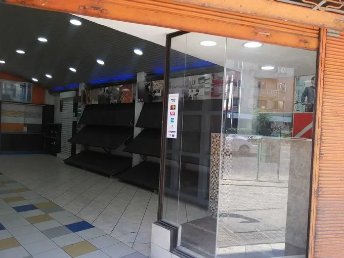 Arriendo de Local Comercial en Ñuñoa, Arriendo local comercial Irarrazaval  (113716)