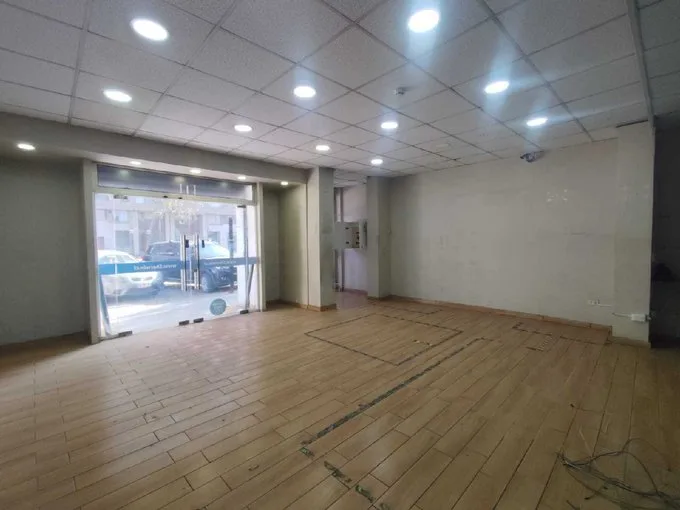 Arriendo de Local Comercial en Ñuñoa, Local comercial, oficina, bodega, cocina  (109858)