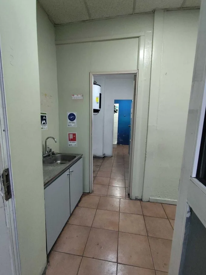 Arriendo de Local Comercial en Ñuñoa, Local comercial, oficina, bodega, cocina  (109858)