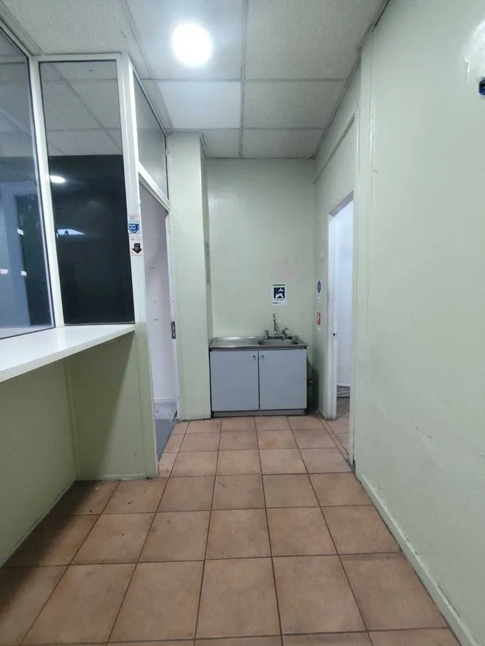 Arriendo de Local Comercial en Ñuñoa, Local comercial, oficina, bodega, cocina  (109858)
