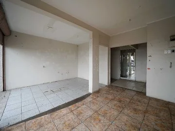 Arriendo de Local Comercial en Peñalolén, Local de 30 m2 en Los Baqueanos con Rio Claro (116441)