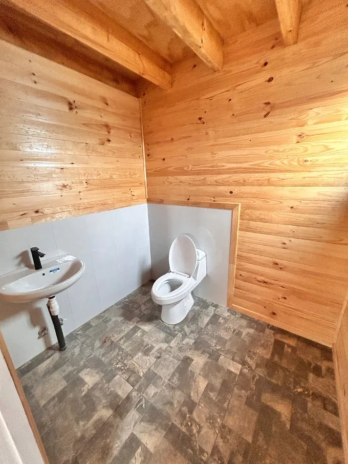 Arriendo de Local Comercial en Pichilemu, Arriendo Casa con espacio multiuso (129422)