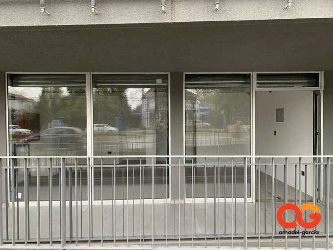 Arriendo de Local Comercial en Providencia, Local recién entregado con salida a bilbao (108531)