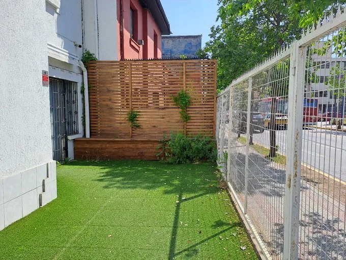 Arriendo de Local Comercial en Providencia, Se arrienda oficina y/o casa comercial  (129852)