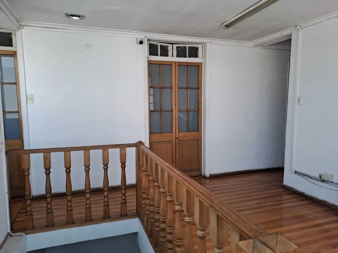 Arriendo de Local Comercial en Providencia, Se arrienda oficina y/o casa comercial  (129852)