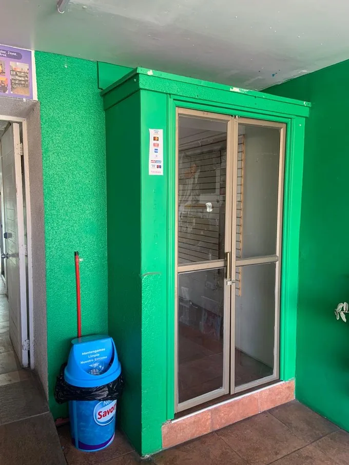 Arriendo de Local Comercial en Pudahuel, Avenida Las Flores