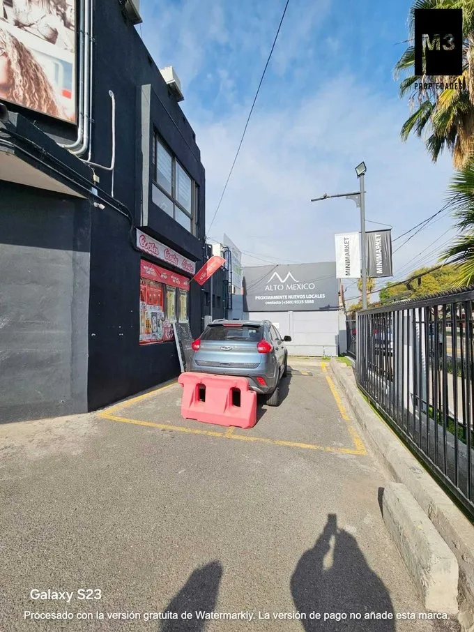 Arriendo de Local Comercial en Puente Alto, Local / Primer Piso / Stripcenter