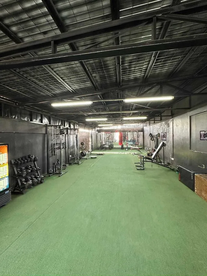 Arriendo de Local Comercial en Puente Alto, Local posicionado como gimnasio  (106359)