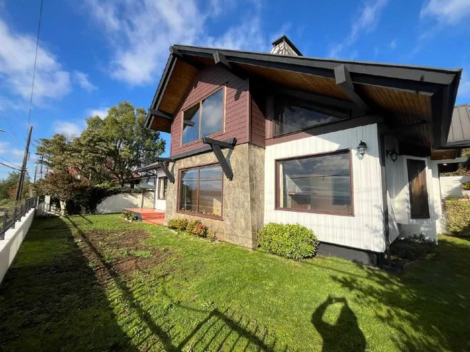 Arriendo de Local Comercial en Puerto Varas, Arriendo casa comercial puerto varas (125982)