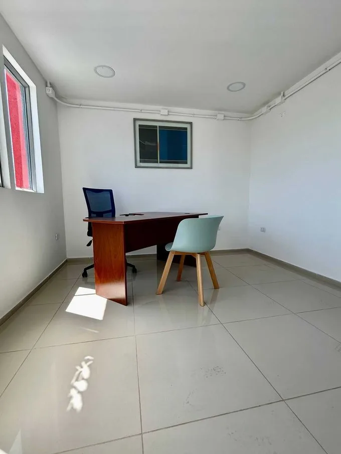 Arriendo de Local Comercial en Quilicura, Arriendo de Locales y oficina (127535)