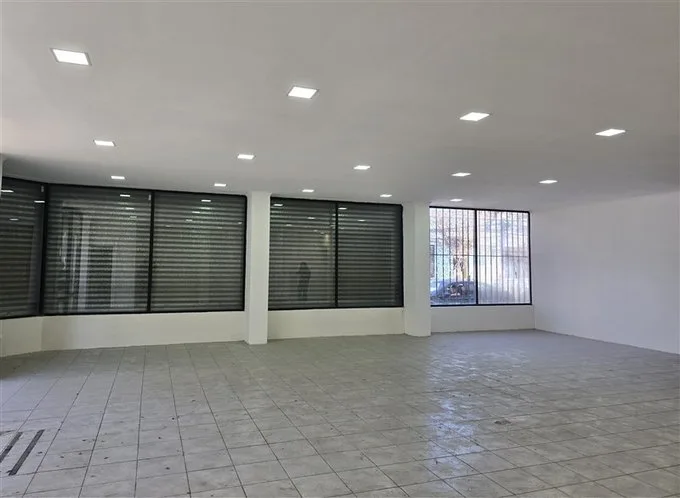 Arriendo de Local Comercial en Rancagua, Campos con O´Carrol