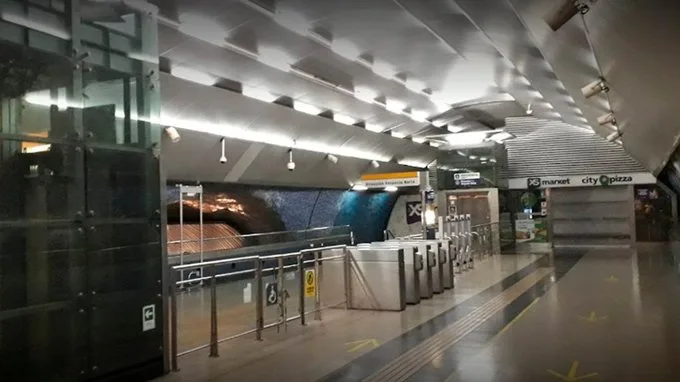 Arriendo de Local Comercial en Recoleta, Arriendo Local Comercial Metro Einstein (75854)