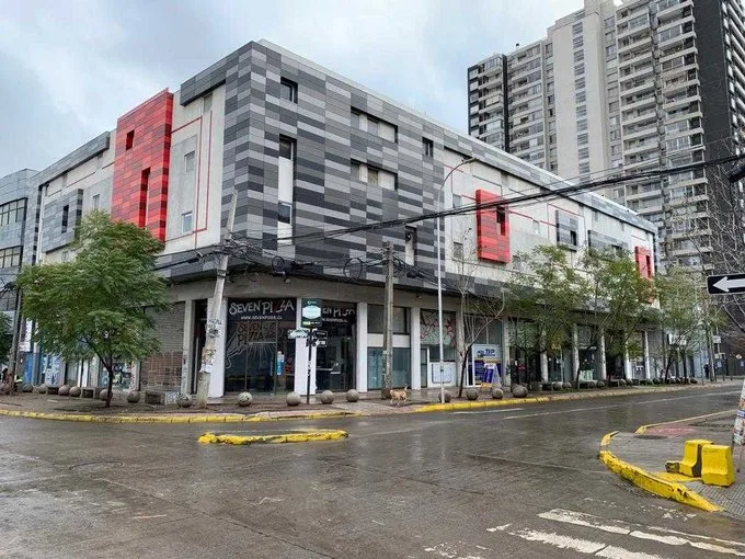Arriendo de Local Comercial en Recoleta, Seguridad 24/7 en Patronato (125415)