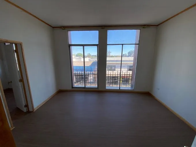 Arriendo de Local Comercial en San Javier de Loncomilla, esmeralda