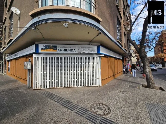 Arriendo de Local Comercial en Santiago, París-Santa Rosa | Alta Afluencia | Plusvalía