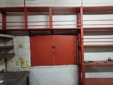 Arriendo de Local Comercial en Santiago, Restaurante 145 m2 patente alcoholes (121286)
